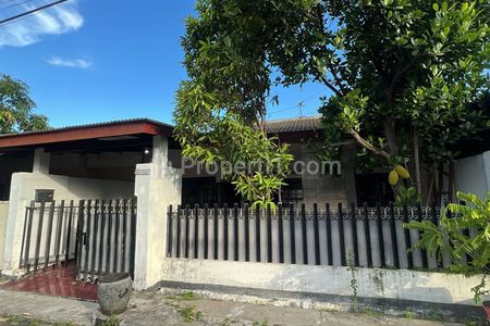 Sewa Rumah 1,5 Lantai 5 Kamar Tidur di Kutisari Indah dekat Ubaya, Petra Surabaya