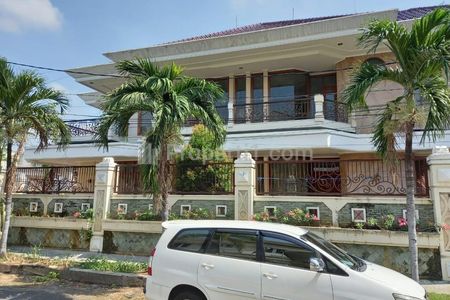 Rumah Dijual Ketabang Genteng Surabaya Pusat Mewah Lokasi di Pusat Kota