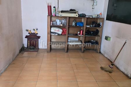 Disewakan Murah Gudang Luas Tanah 890 m2 di Kapuk Raya, Cengkareng, Jakarta Barat