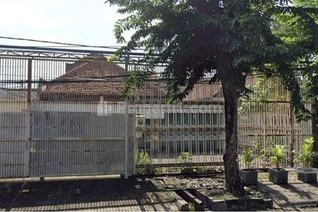 Rumah Disewakan di Dr. Soetomo Tegalsari Surabaya Pusat Cocok untuk Kantor