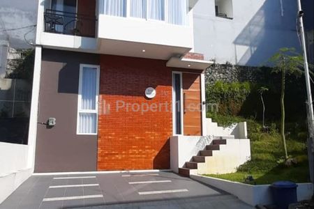 Dijual Rumah 2 Lantai Modern Cluster Merjosari Lowokwaru Malang