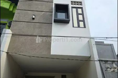 Jual Rumah Baru Kelapa Gading BCS Jakarta Utara (Cocok untuk Kost), Jalan 2 Mobil