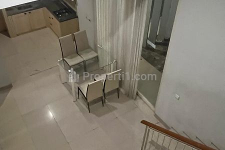 Disewakan Rumah Siap Pakai Semi Furnish di Pakuwon Indah Surabaya Barat Dekat Pakuwon Mall Harga Termurah