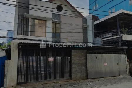 Jual Rukan Dekat Menteng Jakarta Pusat (Sebelah Mall), Lokasi Sangat Strategis, Hanya 5 Menit ke Plaza Indonesia dan Grand Indonesia