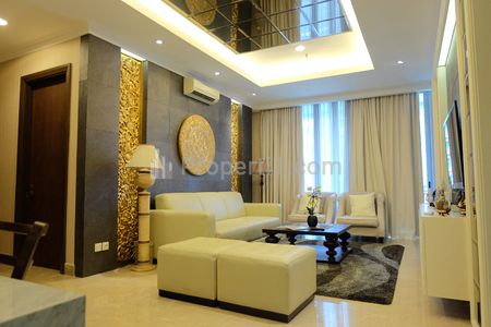 Disewakan Apartemen Residence 8 Senopati - 3+1BR Private Lift High Floor