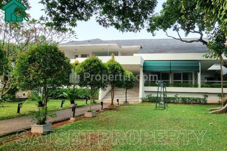 Disewakan Rumah Luas Bisa untuk Kantor di Area Kemang Jakarta Selatan SSP509