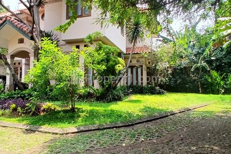Disewakan Rumah 3BR dalam Compound di Cipete, Jakarta Selatan - Shared Pool & One Gate System
