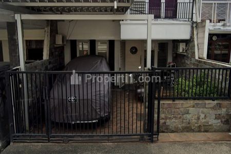 Jual Rumah Minimalis di Pelepah Indah Kelapa Gading Jakarta Utara, Hadap Timur, Nego, Jalan Lebar