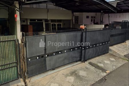 Jual Rumah Gading Elok Utara Kelapa Gading, Jakarta Utara - Hadap Barat, Jalan Lebar, Murah, Nego