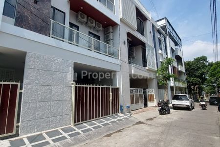 Dijual Kost-kostan 3 Lantai + Rooftop di Candi Mendut Suhat Malang
