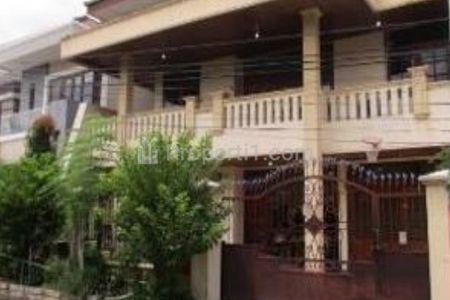 Jual Rumah 2 Lantai di Dharmahusada Indah Barat, Surabaya Timur