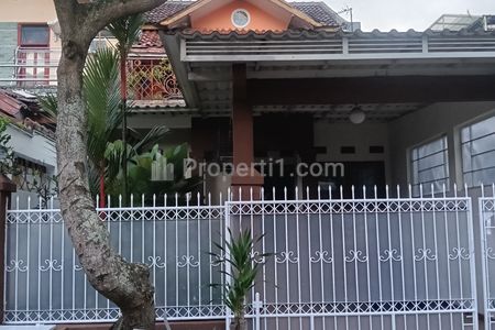 Barang Bagus Rumah 4 Kamar Tidur Dekat Alun-alun Cimahi Dijual Murah