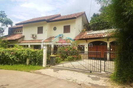 Dijual Rumah Luas di Limo Kota Depok