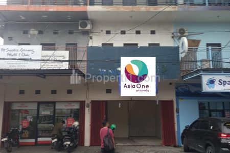 Disewakan Ruko 3 Lantai Siap Pakai Traffic Ramai di Duren Sawit Jakarta Timur