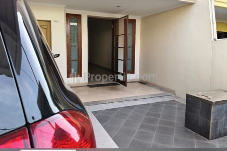 Disewakan Rumah Siap Huni Semi Furnished di Kelapa Gading Dekat MKG Jakarta Utara