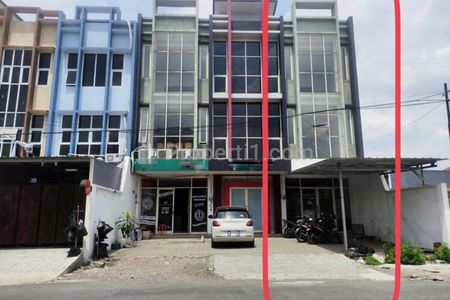 Jual Ruko 3 Lantai Strategis di KUTISARI Dekat UK Petra Surabaya - Siap Usaha
