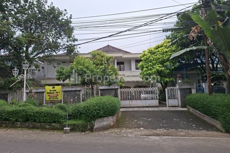 Jual Rumah Mewah Klasik Cocok untuk Restaurant, Cafe, Hotel di Pusat Kota Bogor