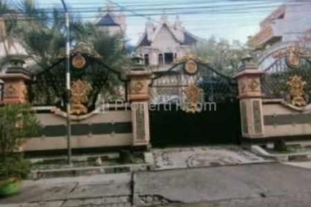 Dijual Rumah Luas di Jalan Dukuh Pakis, Surabaya Selatan