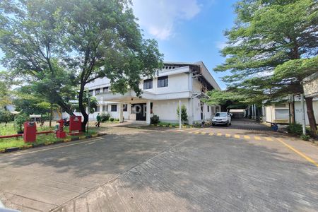 Jual Pabrik & Kantor Siap Pakai di Kawasan Industri Jl. Pancasila Gunung Putri, 5 Km ke Tol Gunung Putri, Bogor