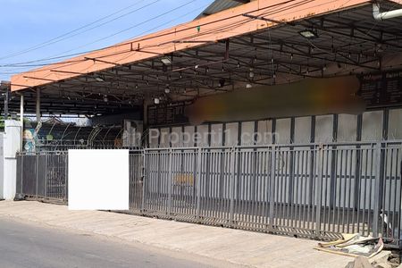 Disewakan Ruko Ex Cafe Siap Pakai di Jalan Raya Pulogebang Jakarta Timur