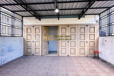 Dijual Ruko Gandeng 3,5 Tingkat Kondisi Siap Huni di Jalan Pasar 3 - Krakatau, Medan