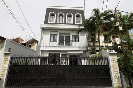 🔥Dijual Lelang Spesial: Aset RedDoorz 3 Lantai, Potensi Tinggi di Harga di Bawah Pasar!