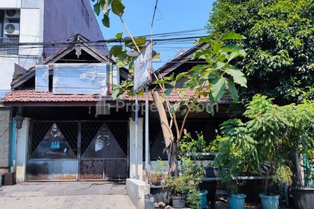 Rumah Dijual Jalan Tumapel Tegalsari Surabaya Pusat