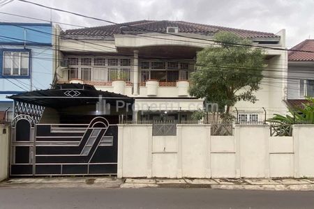 Jual Rumah di Bintaro, Pesanggarahan, Jakarta Selatan - Lokasi Sangat Strategis