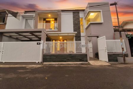 Dijual Rumah Kediaman Eksklusif di Margahayu Raya, Bandung - Fasilitas Lengkap ‎