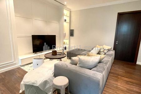 Sewa Apartemen Pakubuwono House - Type 4+1 BR Full Modern Furnished - Strategic Location in South Jakarta