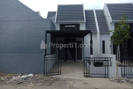 Rumah Dijual/Disewakan De Naila Driyorejo Kabupaten Gresik New Gress
