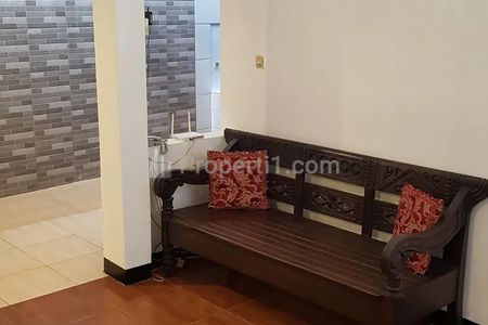 Disewakan Rumah Strategis Cipaganti Bandung