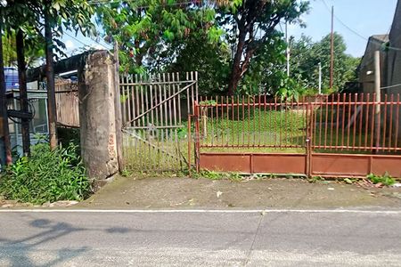Jual Tanah Siap Bangun 210 m2 SHM Lebar Muka 12 Meter Lokasi Premium Super Strategis untuk Residensial atau Komersial di Jalan Pasir Impun Bandung
