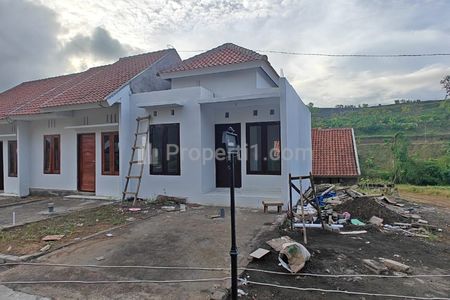 Dijual Rumah Murah Bagus Cantik di Grand Niravadhi Batuaji Tabanan Bali Siap Huni Minimalis Modern