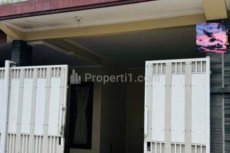 Dijual Rumah 2 Lantai + Balkon Depan di Ciliwung Malang