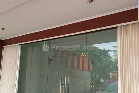 Disewakan Ruko Siap Pakai di Grand Boulevard Taman Cemara Harapan Indah Bekasi