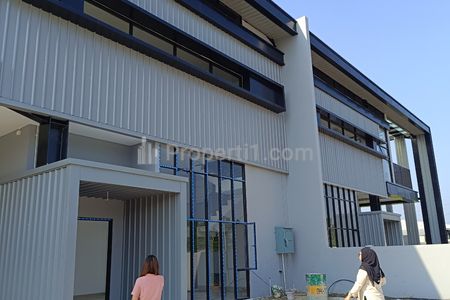 tampak depan Smart manufacturing Hub di kawasan industri jababeka cikarang