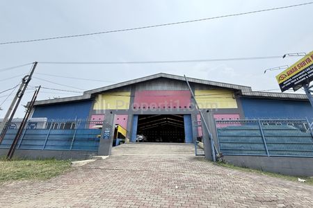 Dijual Gudang dan Bengkel Mobil Pinggir Jalan di Karawang Barat