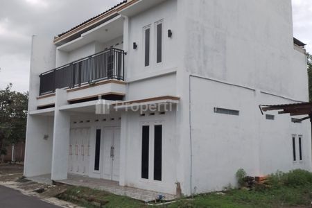 Dijual Rumah Mewah Harga Murah dekat Pasar Nogosari, Boyolali, Jawa Tengah