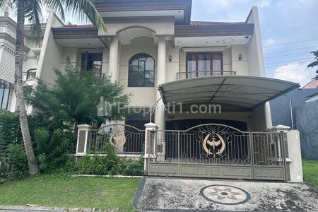Disewakan Rumah Cantik di Villa Bukit Indah Pakuwon Surabaya Barat – Hunian Nyaman & Asri