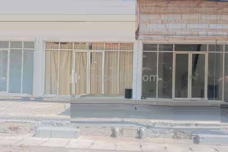 Ruko Disewakan 3 Lantai di Raya Dukuh Kupang Dukuh Pakis Surabaya Selatan