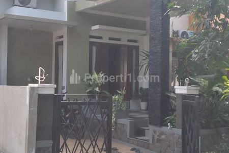Dijual Rumah Second Minimalis di Bella Casa Depok