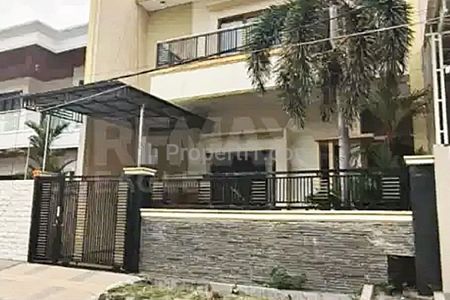 Dijual Cepat Rumah Cantik Siap Huni di Dharmahusada Mas, Surabaya Timur
