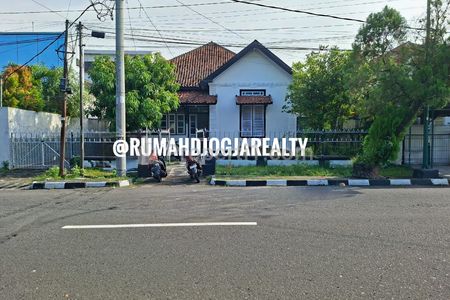 Jual Rumah Klasik Kolonial Belanda Tengah Kota Seputar Jl. Sultan Agung Pakualaman Yogyakarta Dekat Malioboro, Kraton Jogja
