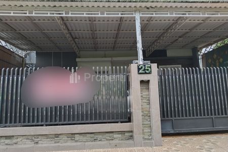 Dijual Rumah 2 Lantai Dekat Sekolah, di Perdana, Pontianak Selatan