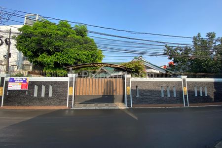 Dijual Rumah Mewah di Gandul Cinere