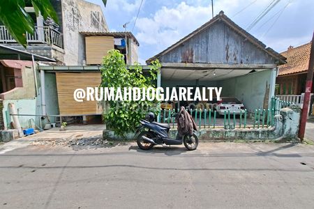 Jual Tanah Kecil Strategis Bonus Bangunan Area Mantrijeron Yogyakarta Dekat Alun-Alun Kidul