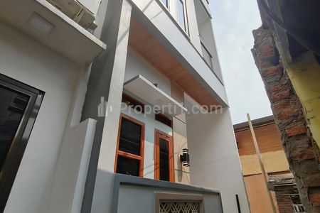 Dijual Rumah Baru Siap Huni Akses Motor di Utan Kayu Matraman Jakarta Timur