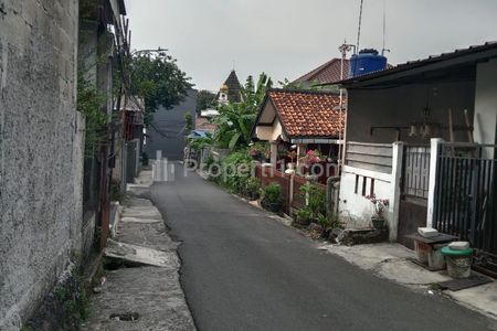 Dijual Rumah Bagus Untuk Kost di Jagakarsa