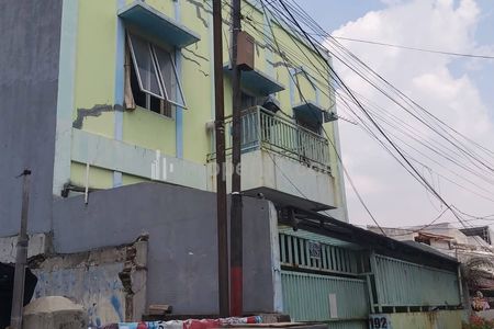 Dijual Murah Rumah Kost Gg Motor LT 124 m2 di Kalibaru, Senen, Jakarta Pusat